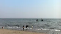 金灘華府民宿（東興京島景勝地） - ビーチサイド