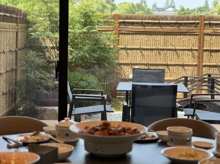 STAR PORT BAY HOTEL Отели рядом с достопримечательностью «xiangshansi»