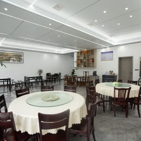Sanqingshan Yunlushanqu Homestay (Sanqingshan Gangshou Cableway)