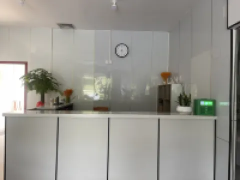 Beihai Yuejian Meijia · Qiying Homestay (Railway Station)