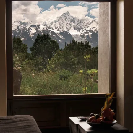 Guishan Business Hotel (Shuangqiaogou Scenic Area Branch), Siguniang Mountain