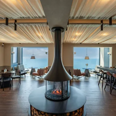Floral Hotel · Island South Hotel Hotels near Xiangyun Square