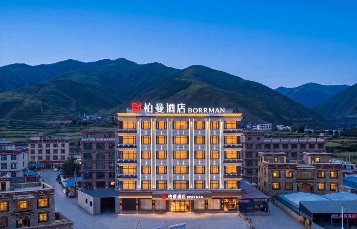 Baiman Hotel (Ganzi Batang 318 National Highway Branch)