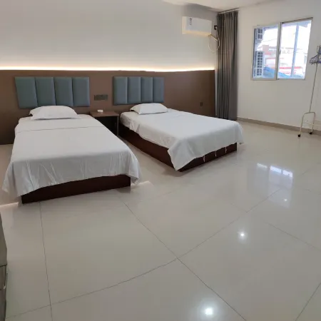 Luoshan Jingyuan Express Hotel