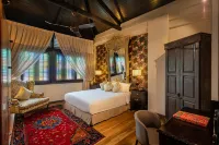 Campbell House Hotels in George Town