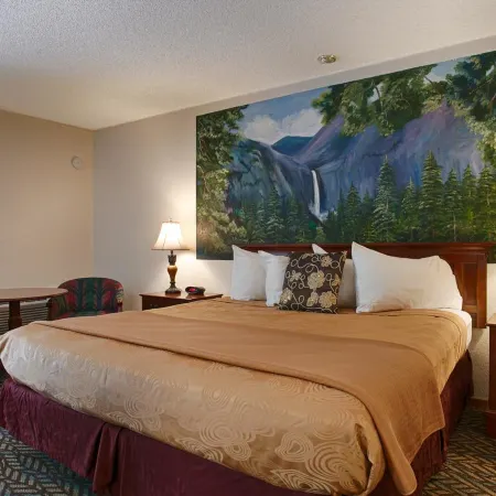 Best Western Plus Yosemite Gateway Inn