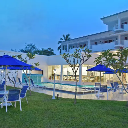 Avi Pangkor Beach Resort