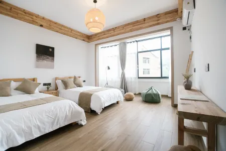 Yunhe Pusu Guesthouse Отели в г. Юньхэ