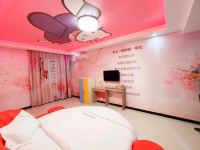 遇见主题公寓(广州竹料地铁站店) - 情侣浪漫圆床房