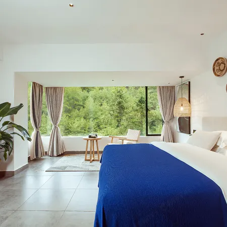Xijiang Sanchunli · Meng Vacation Apartment