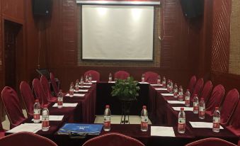 Yulan Sky Hotel (Black Valley Ordovician Scenic Area)