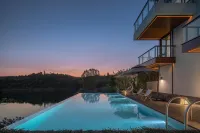 Lost Villa · Thousand-Island