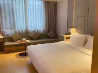 全季酒店(上海丰庄店) - 高级大床房