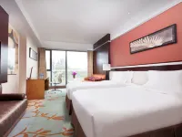 Holiday Inn BEIJING SHIJINGSHAN PARKVIEW by IHG Hotels near Beijing Botanical Garden