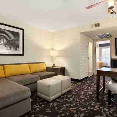 Embassy Suites by Hilton Napa Valley Rooms
