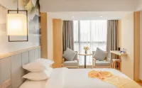 METEORLAND Hotel (Zhangjiajie Tourist Commercial Pedestrian Street Tianmen Outlet Plaza) - Condos