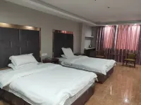 Yingde Taishan Business Hotel - Condos