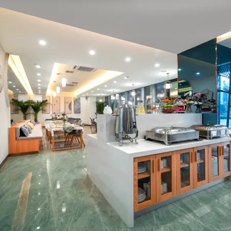 Cloud & Leisure Hotel (Guiyang Guanshanhu International Conference & Exhibition Center Branch)