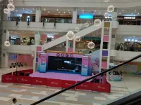 Jinjiang Baolong Plaza B&B