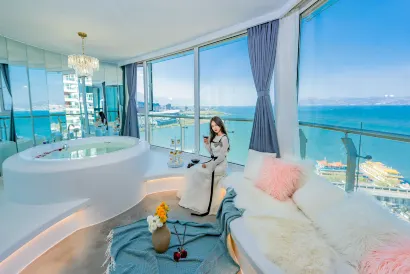 Dali spirited away sea view sky villa