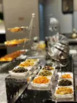 R ROYALSS HOTEL（Urumqi Cancer Hospital Xiaoxigou Subway Station Branch） - sarapan