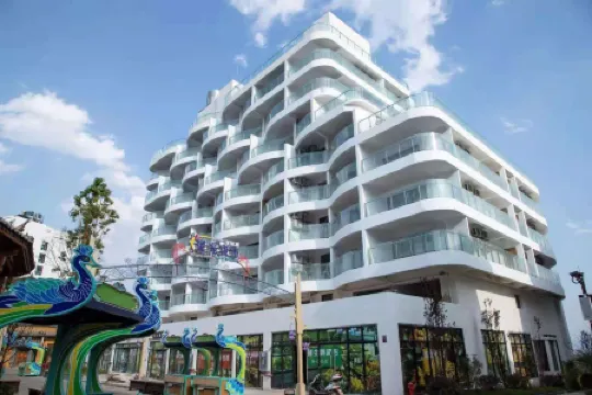 Yinxin Hotel (Chengjiang Fuxian Lake)