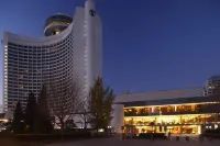 Beijing International Hotel Hotel berhampiran Zhongyi Jizhi