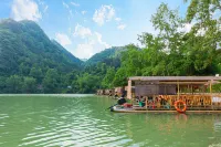 Libo Daqikong Bamboo Garden Boutique Hotel (East Gate Ticket Hall Store of Xiaoqikong Scenic Area) - 4 Sao