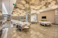 Shunwen Hotel Yining New Maoye International Shopping Center