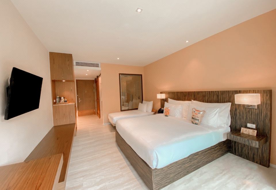 비욘드 리조트 카타 오션뷰