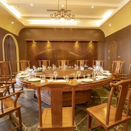 Huoshanhong Hotel