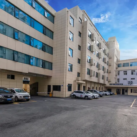 Jiuqi Yazhi Hotel