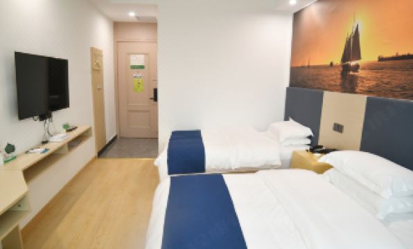 Yongkang Yihang Business Hotel (Zhiying Square)