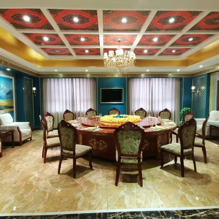 Hejing Donggui Hotel