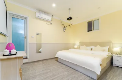 Yashe Hotel Hotels near Chuanshi Station