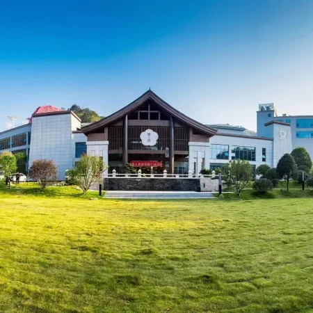 Xilong Meiren Valley Grand Hotel