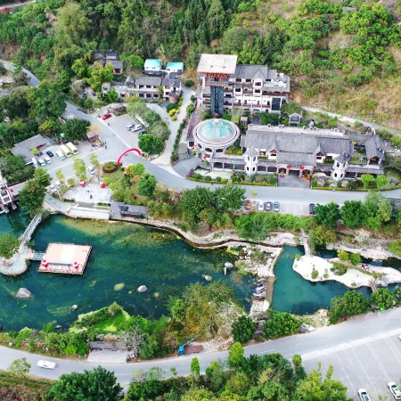 Xinxing Tianlushan Health Resort Hotel