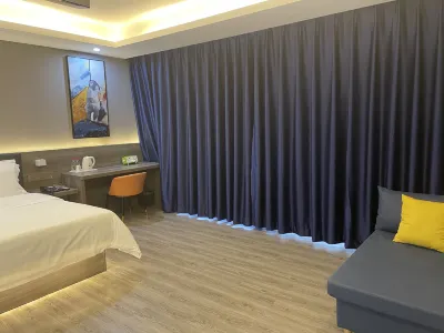 7Days Inn Chain Hotel (Haikou Industrial and Commercial College Binjiang Road) Hotel in zona Native Place of Tang Zhen， Tang Zhou and Tang Zhou