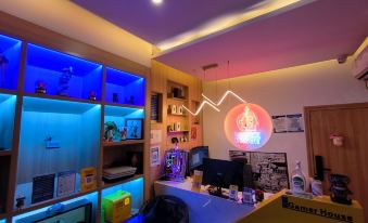 GAMER HOUSE