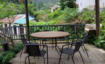 Linjia Small Courtyard