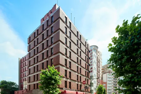 Marroad Inn Akasaka Отели рядом с достопримечательностью «Посолство на Канада»