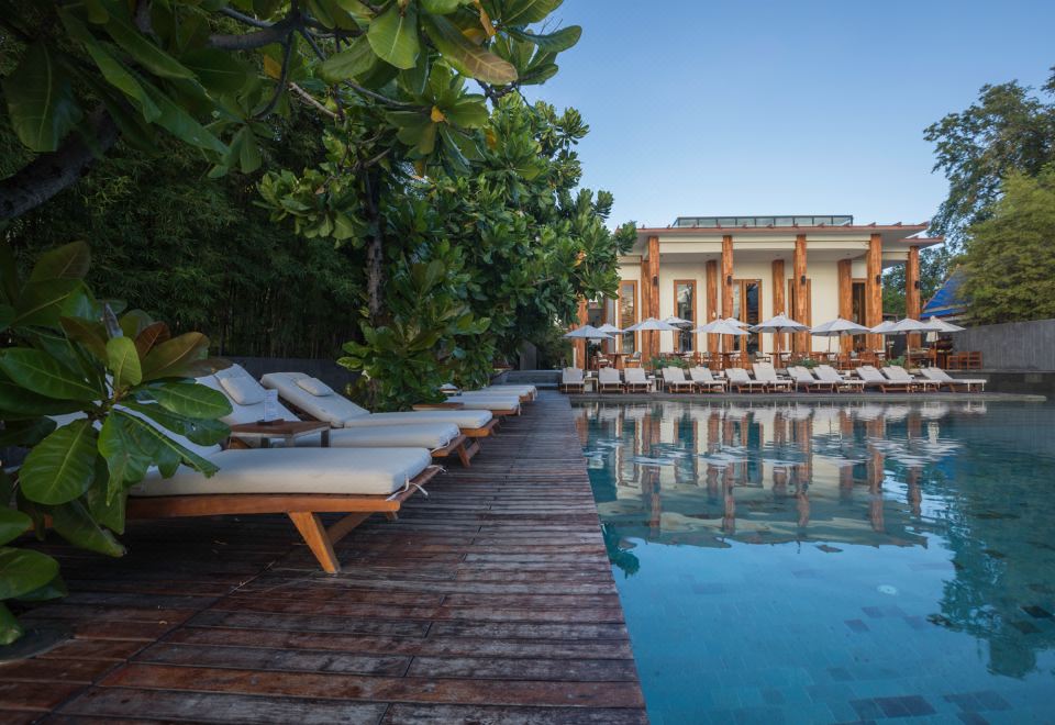 1. 케이프 니드라 ..