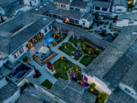 Hongcun wenshe · 20 dream Huipai private garden home stay Hotels in Yi County