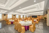 Vienna Hotel (Maoming Guanzhu Avecious Center Branch)