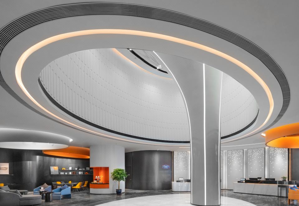 2. 햄튼 바이 힐튼..