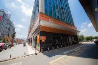 Qitian Hotel (Yingu International)