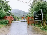 The Concept Hotel Express - formerly Chill Box Langkawi Hotel berhampiran Black Sand Beach