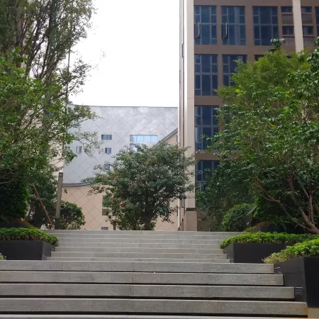 Langji Tianya Sensen Apartment (Nanning Lanjing World Shop)
