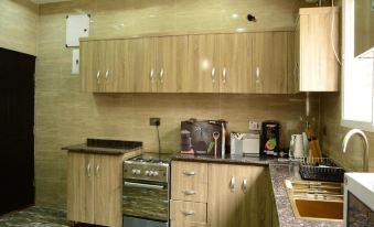 Marshall Hotel Apartments