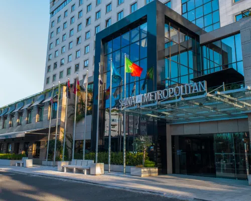 سانا متروبوليتان هوتل Hotels near سيت ريوس